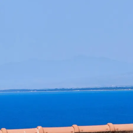 Fairytale - La Corte בית נופש אגרופולי